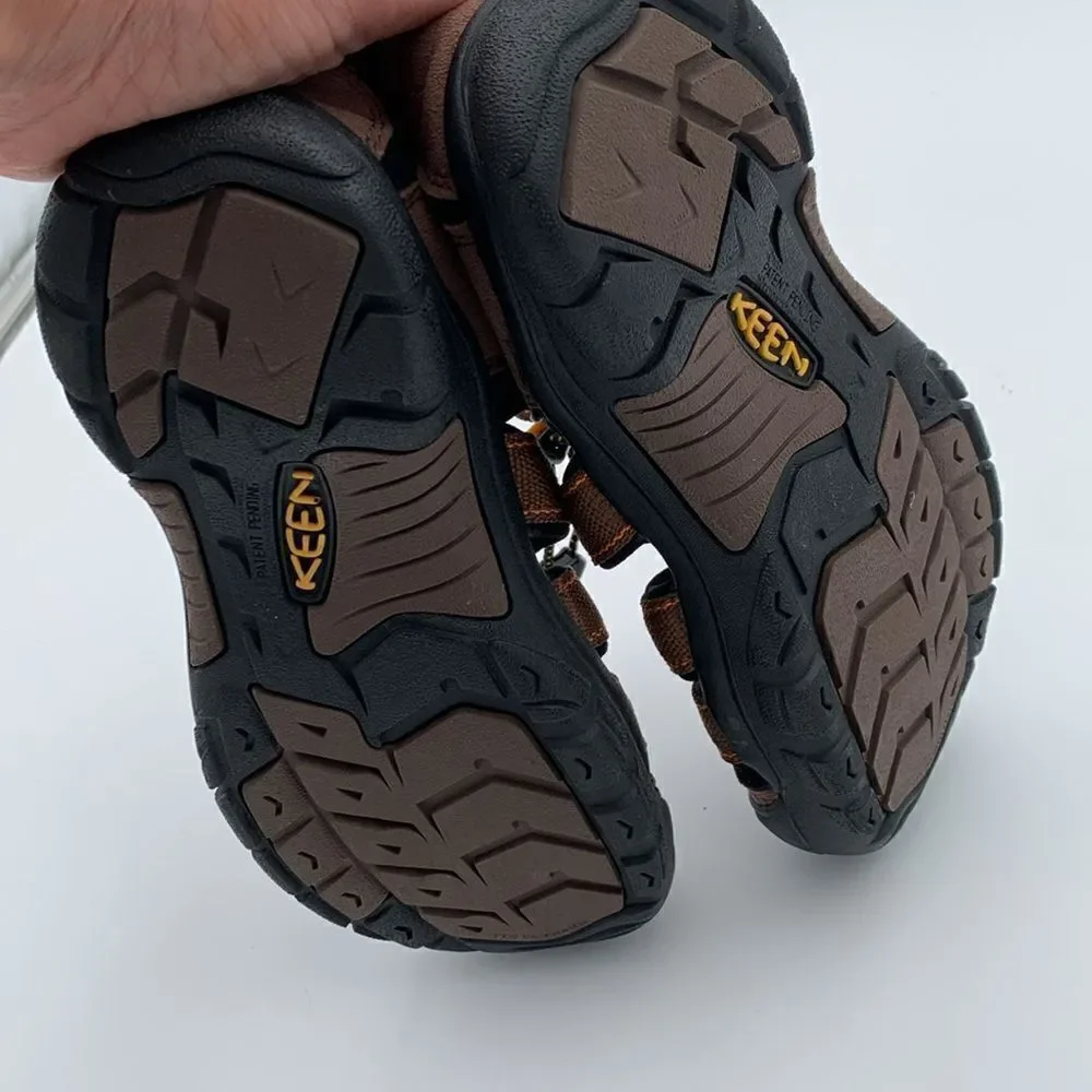 Keen Newport brown strap water hiking shoes mens size 6/38